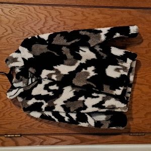 Eddie Bauer Sherpa Women's medium